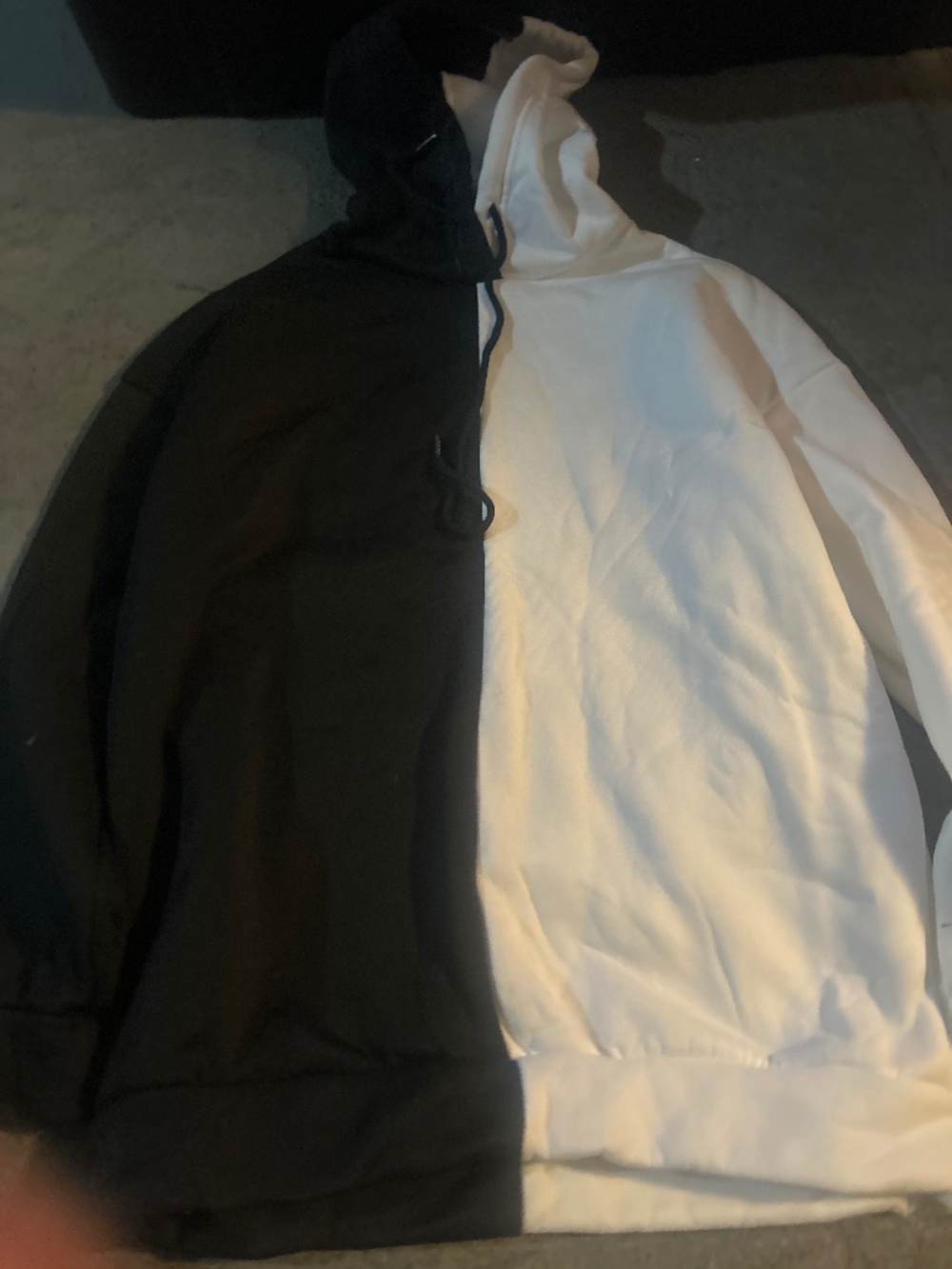 Woman’s Black/White Hoodie size small